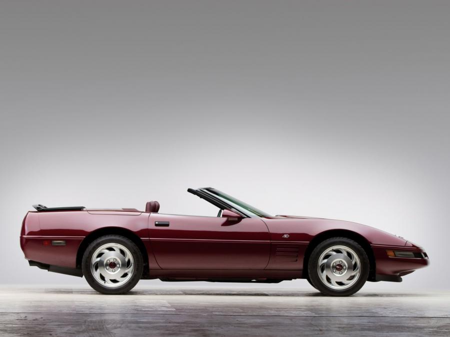  Chevrolet Corvette Convertible 40th Anniversary 1993 года  (фото 23 из 25)